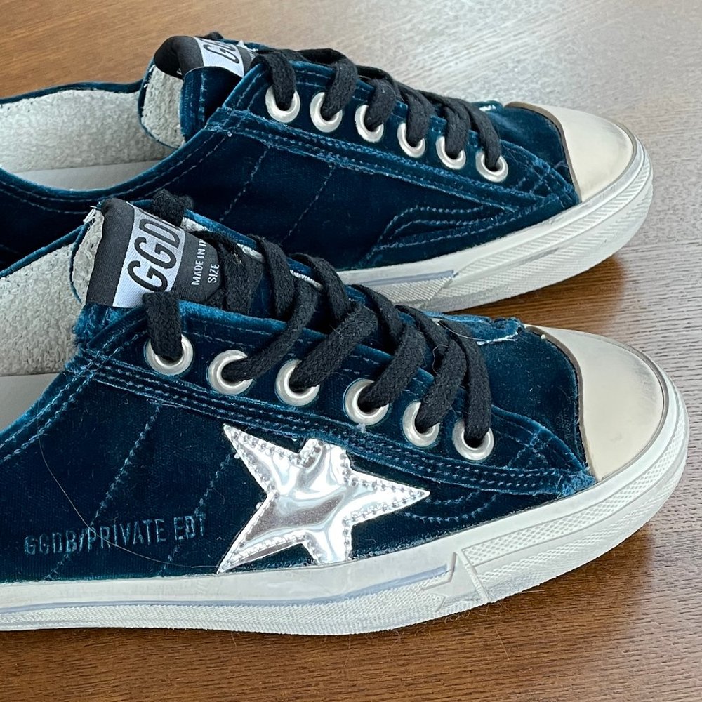 Golden Goose Super Star Sneakers - Teal Velvet & Silver Star (Size 7 - NWOT)